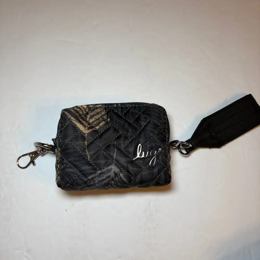 Lug Choo Choo Mini Pill Case Quilted Leaf Leaves Silver Logo Clip On